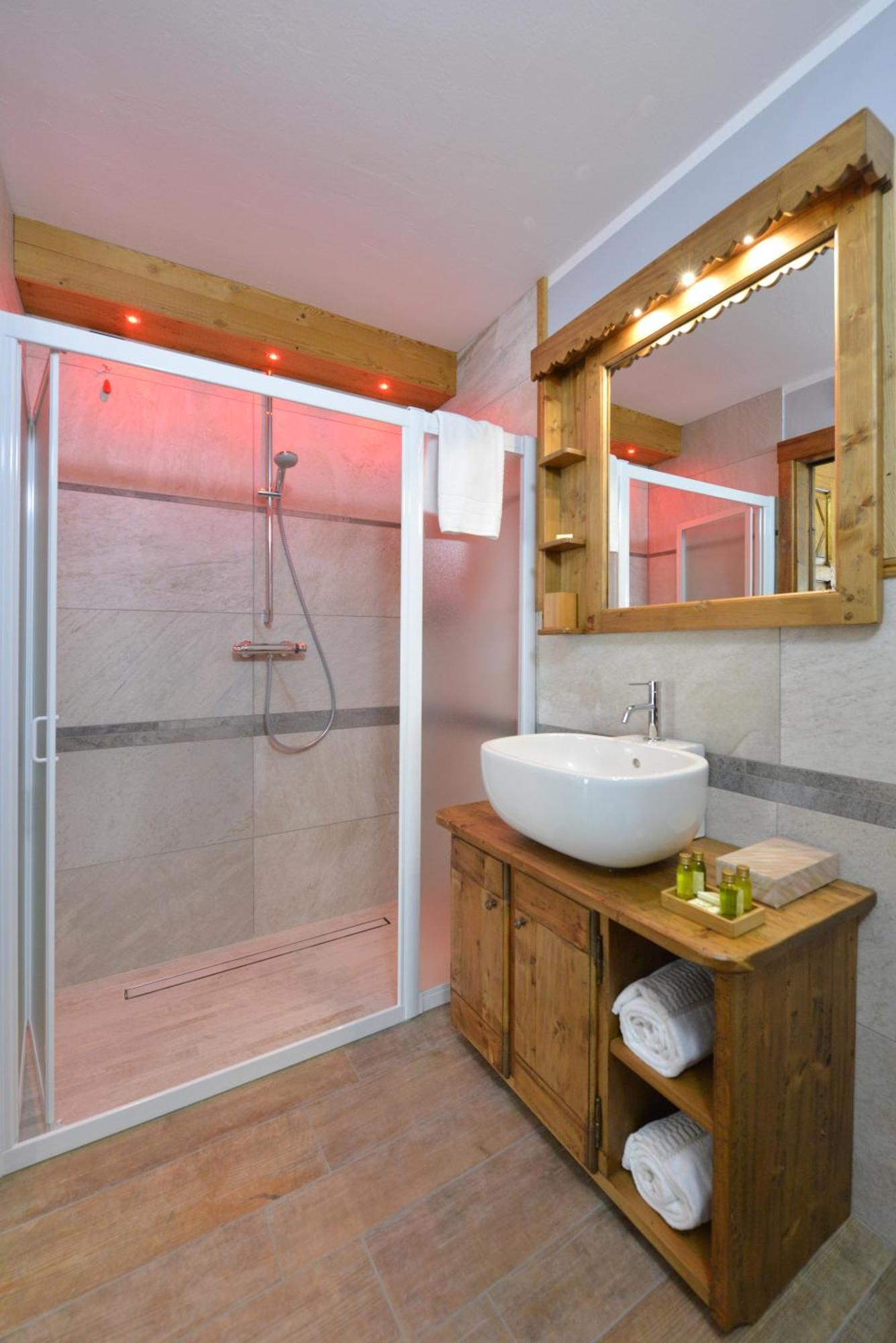 Mollino Rooms เบรยล์-แชร์วิเนีย ภายนอก รูปภาพ